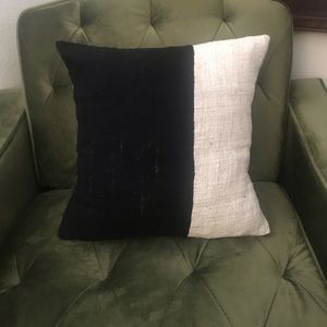 taanbaan pillowcase hand woven